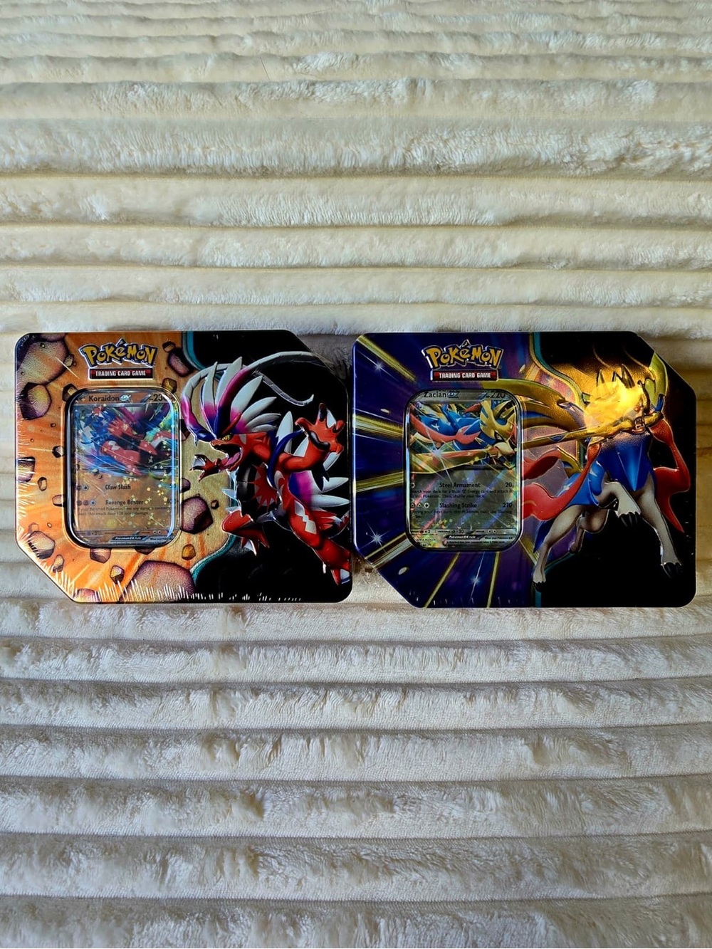 Pokémon Trading Card Game Tin Set